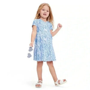 DVF TARGET NWOT girls faux wrap dress
-blue sz 2T Diane Von Furstenberg